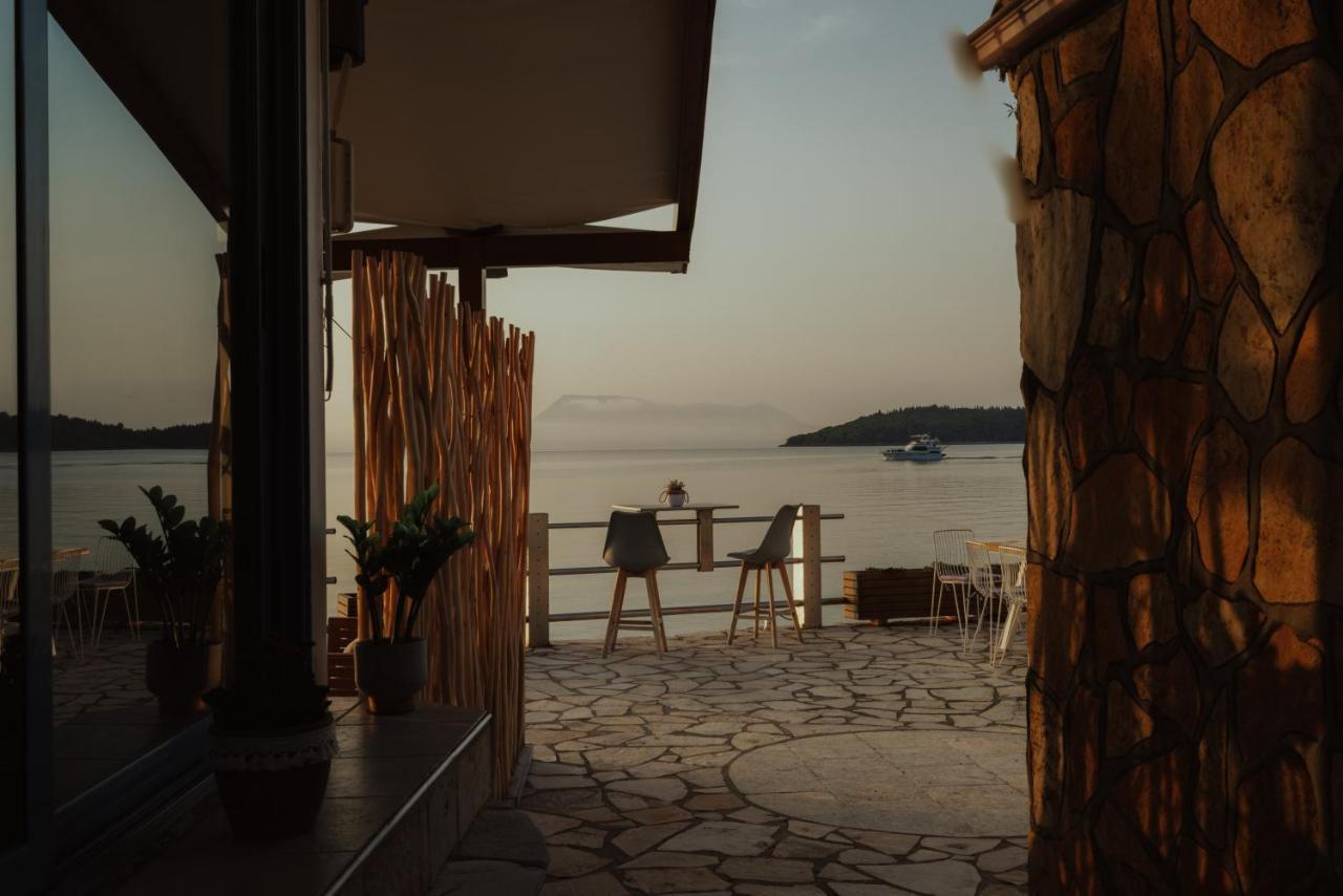 니키아나 Sea Mansion Lefkada 아파트 외부 사진